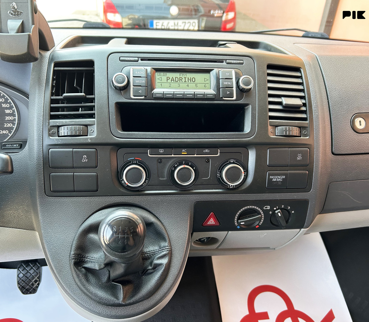 VOLKSWAGEN TRANSPORTER T5 2.0 TDI