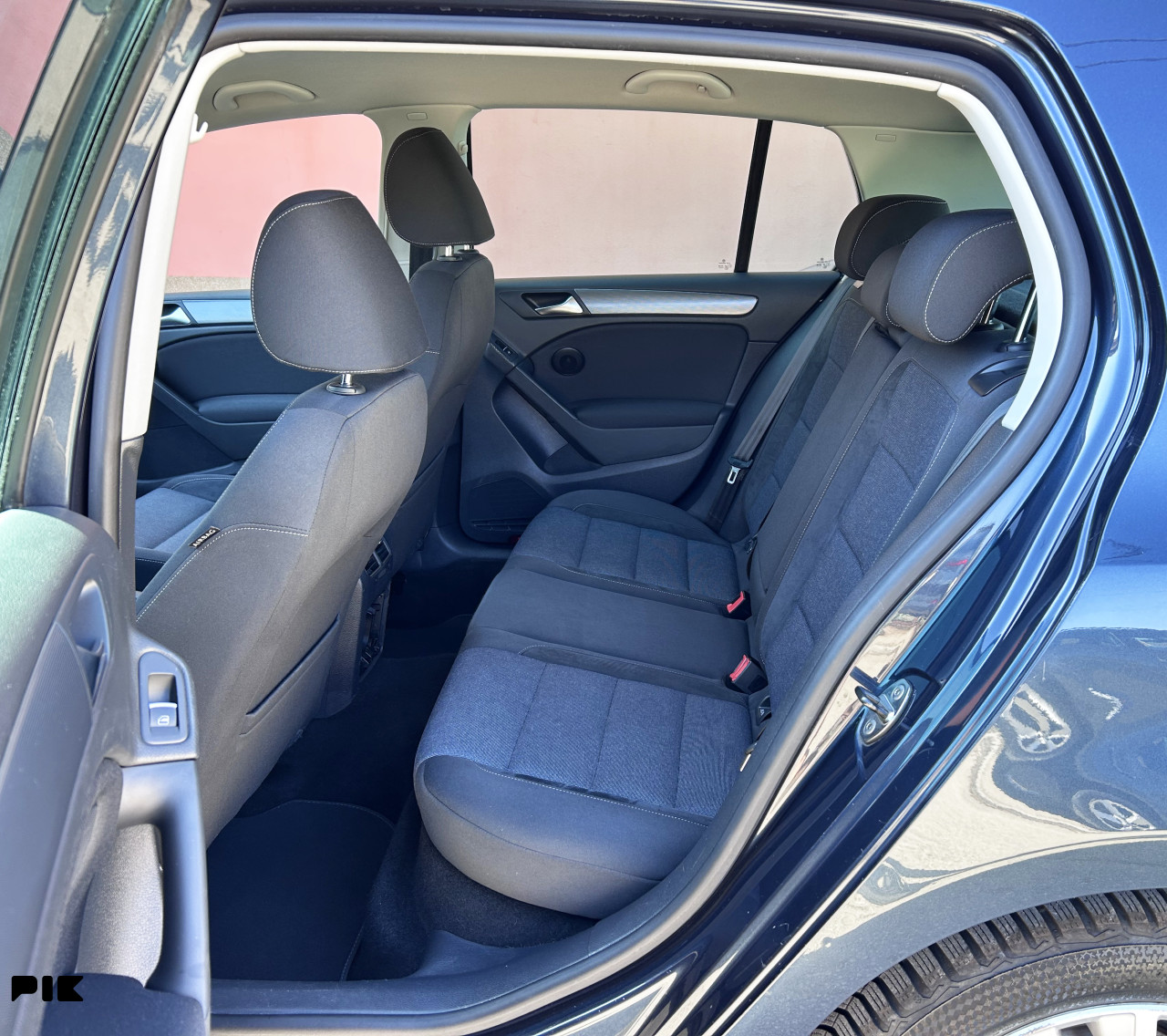 VOLKSWAGEN GOLF 1.6 TDI STYLE