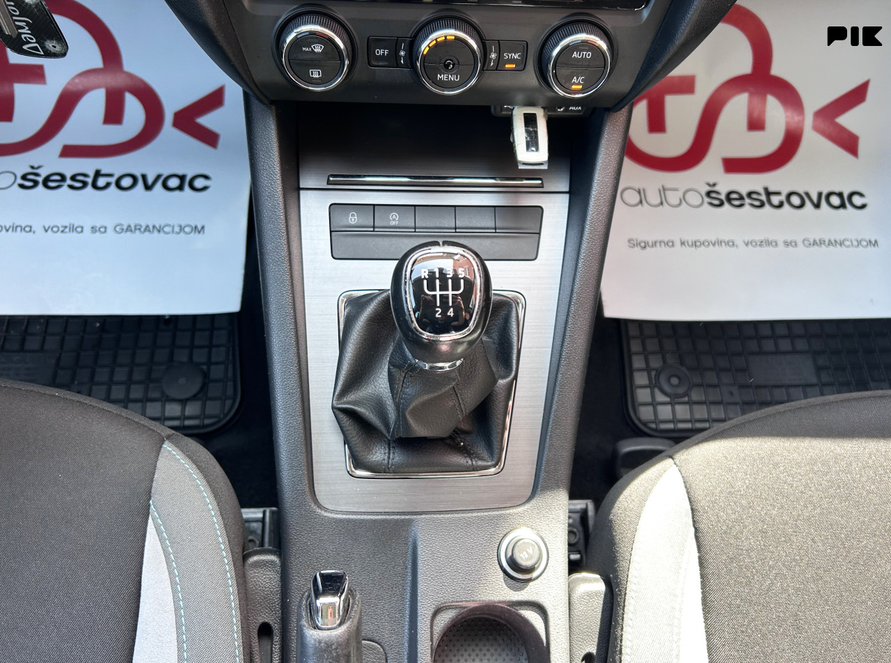 ŠKODA OCTAVIA 1.6 TDI REG. DO 05.2027