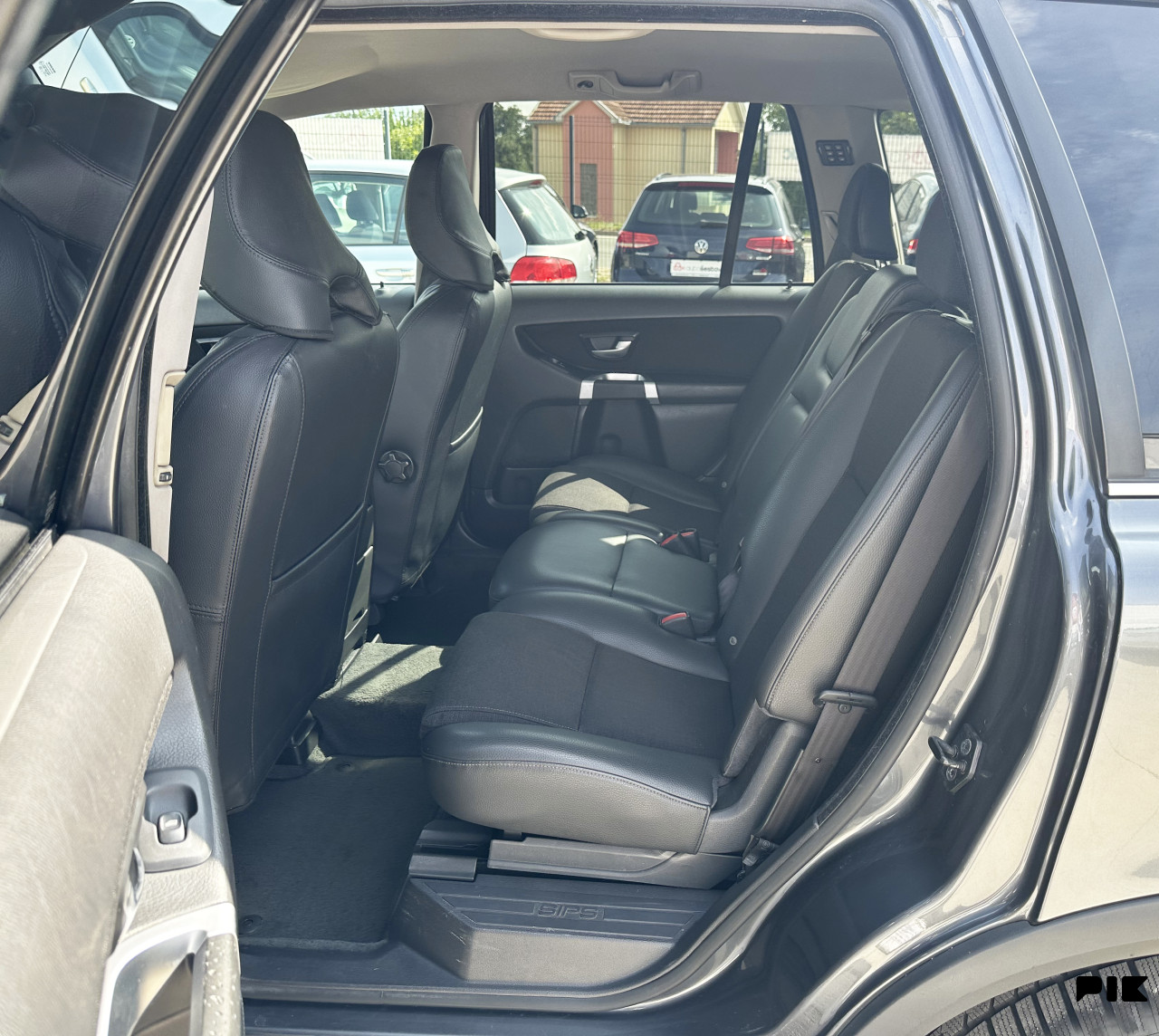 VOLVO XC90 2.4D AUTOMATIK 4X4