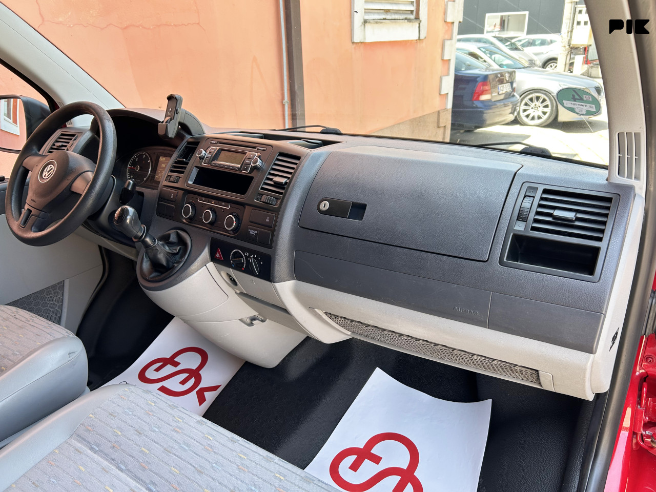 VOLKSWAGEN TRANSPORTER T5 2.0 TDI