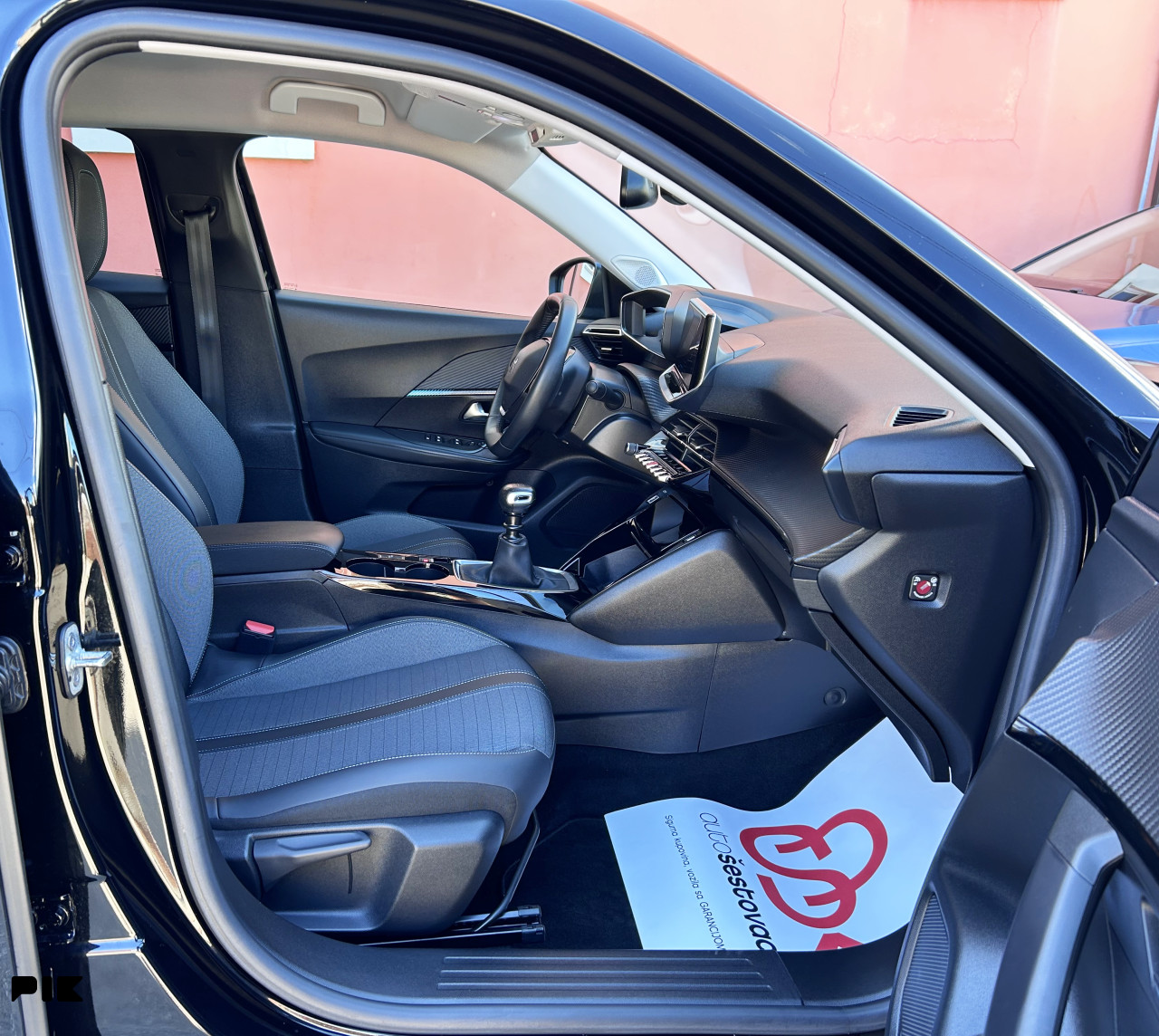 PEUGEOT 2008 1.5 HDI ALLURE