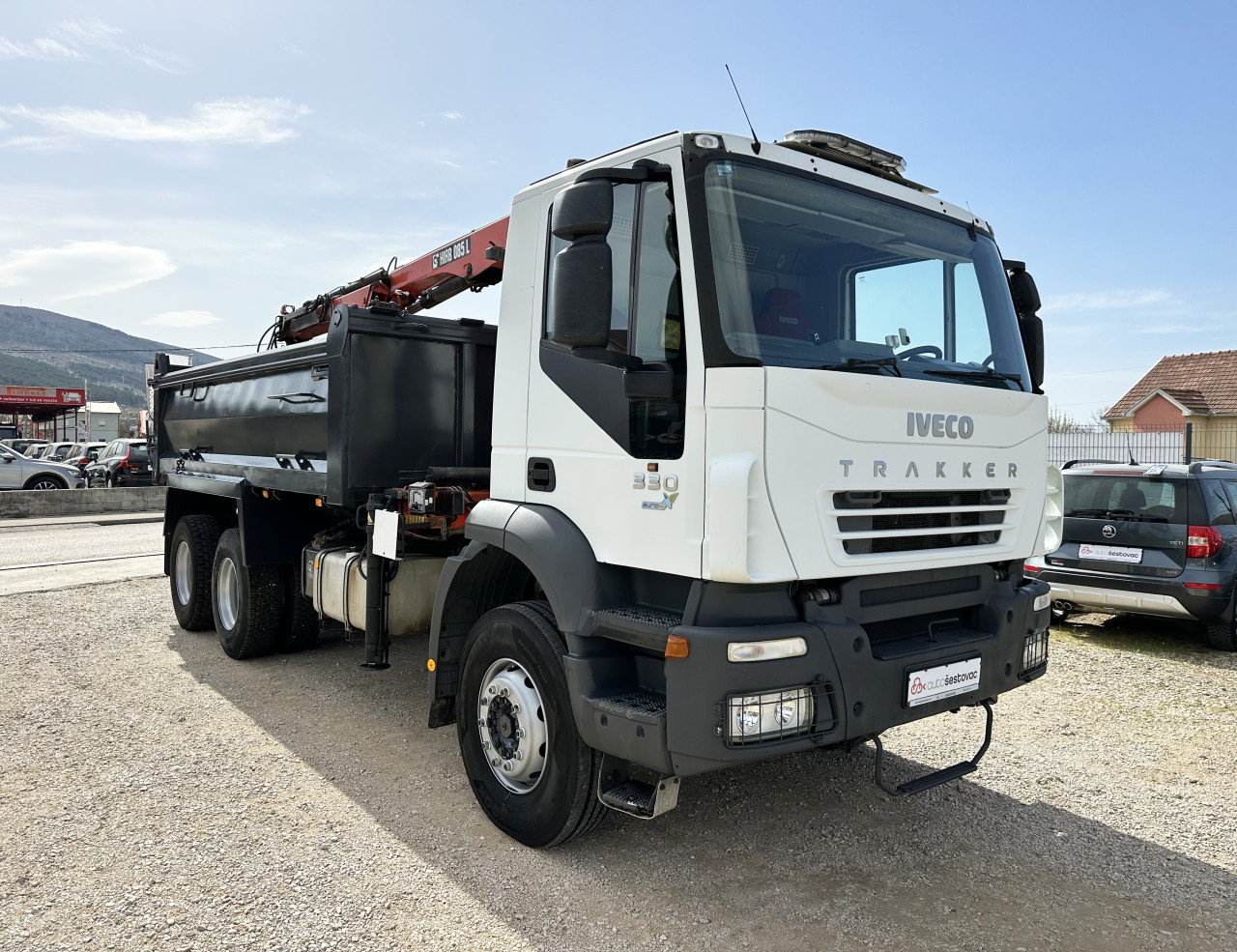 Iveco TRAKKER 330