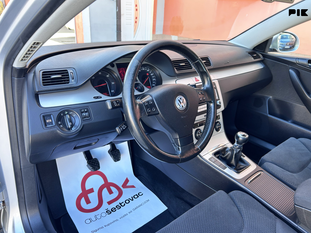 VOLKSWAGEN PASSAT 1.9 TDI