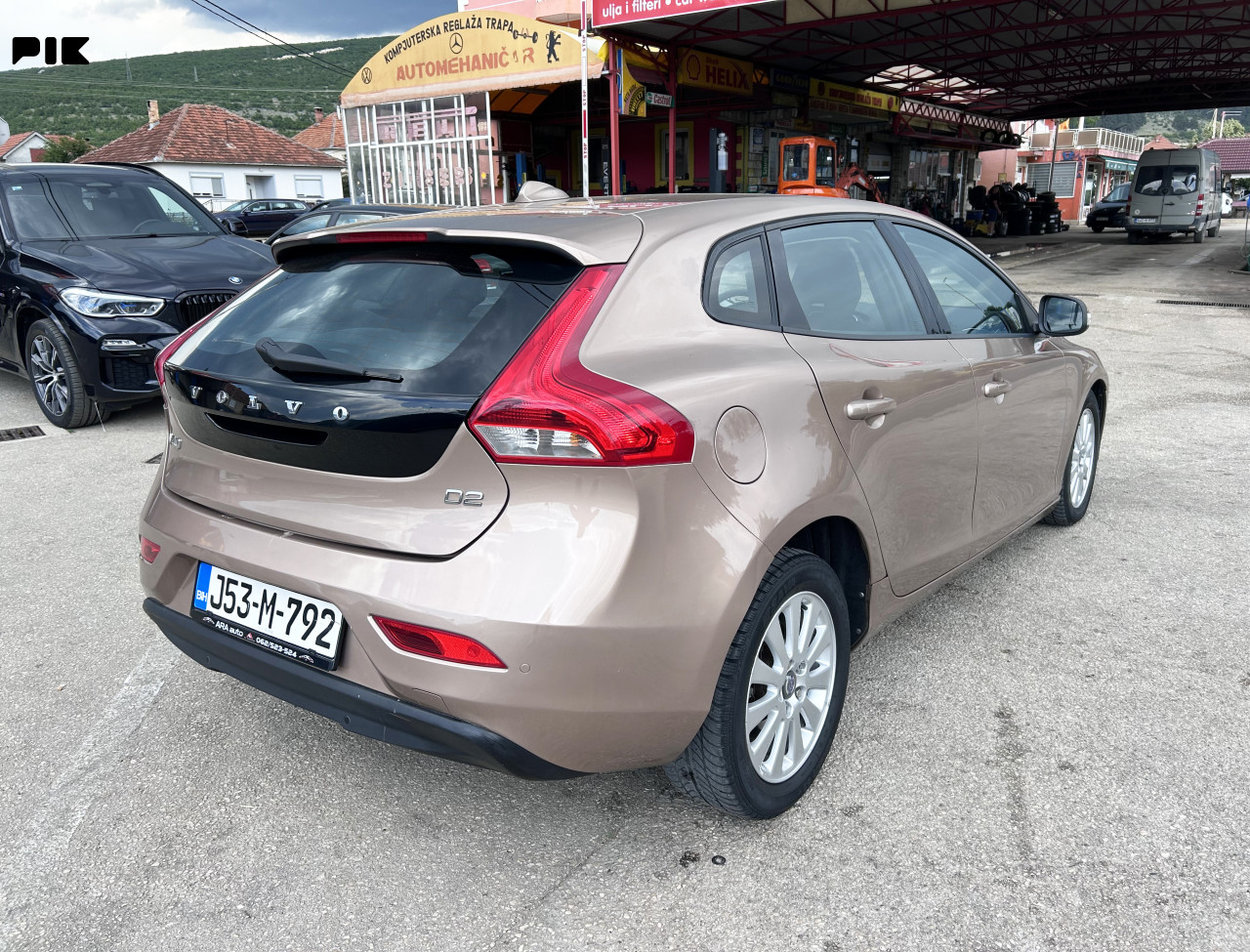 VOLVO V40 2.0 D2