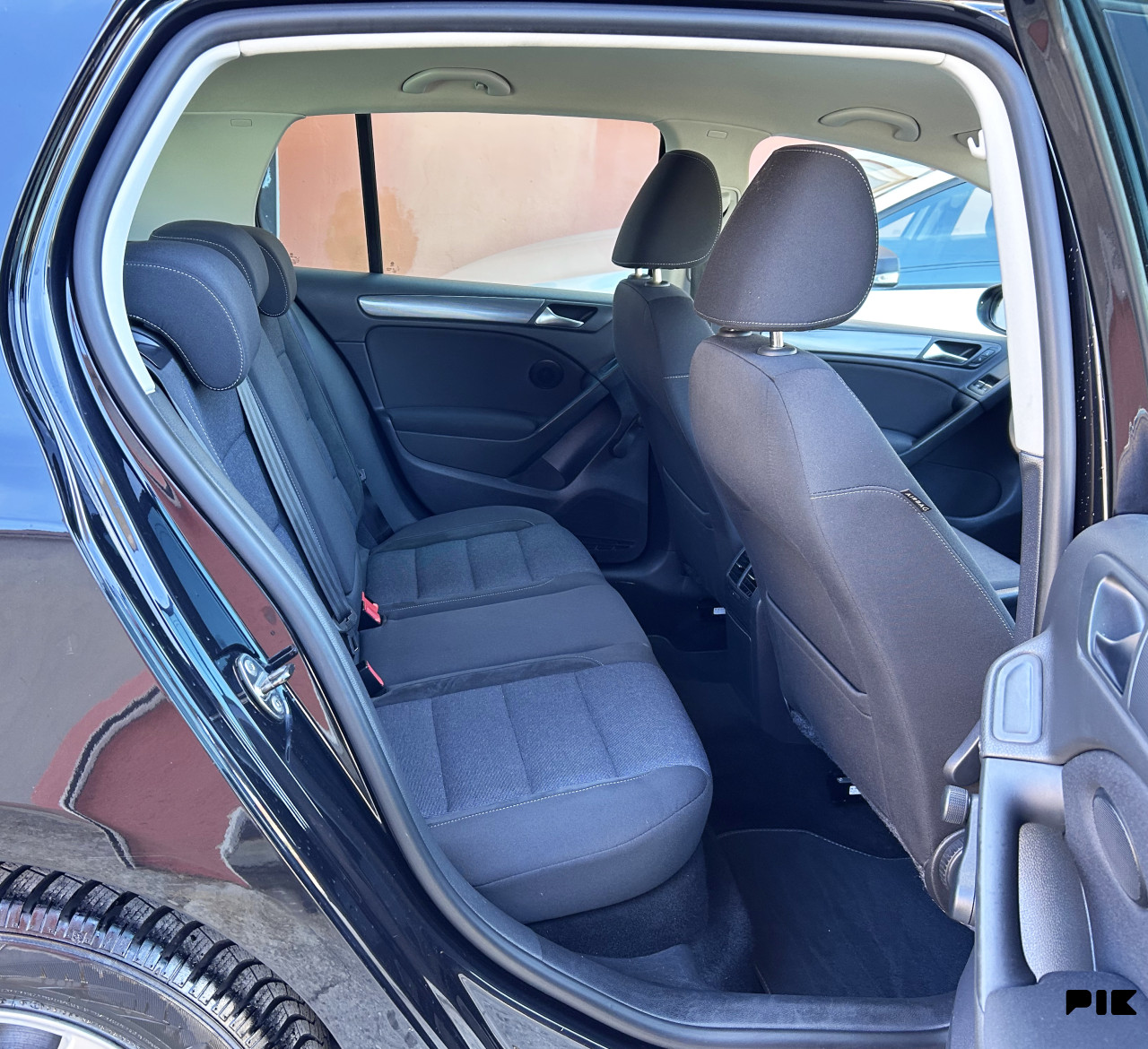 VOLKSWAGEN GOLF 1.6 TDI STYLE