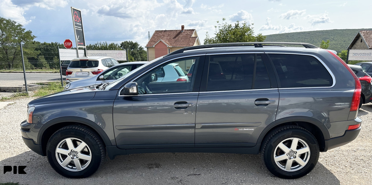 VOLVO XC90 2.4D AUTOMATIK 4X4