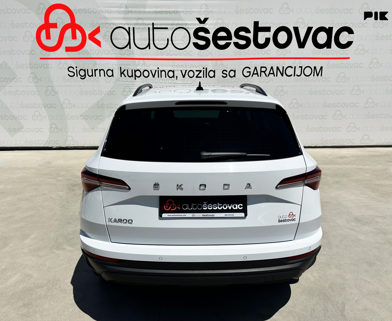 ŠKODA KAROQ 2.0 TDI 2023 VIRTUAL COCKPIT / KAMERA