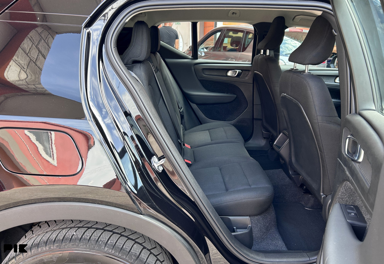 VOLVO XC40 D3 BUSINESS LED VIRTUAL