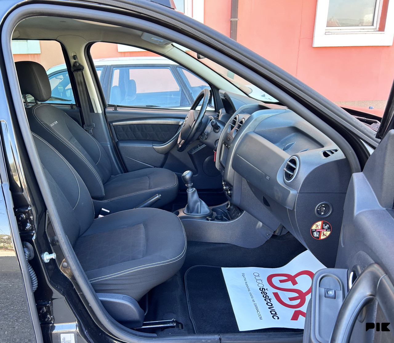 DACIA DUSTER 1.5 DCI LAUREATE 4X4