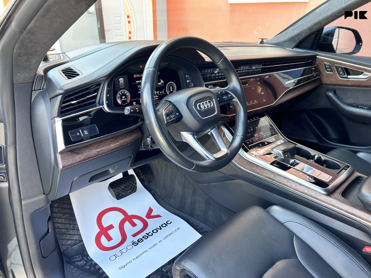 AUDI Q8 3.0 TFSI QUATTRO AUTOMATIK S-LINE REG. DO 06.2027