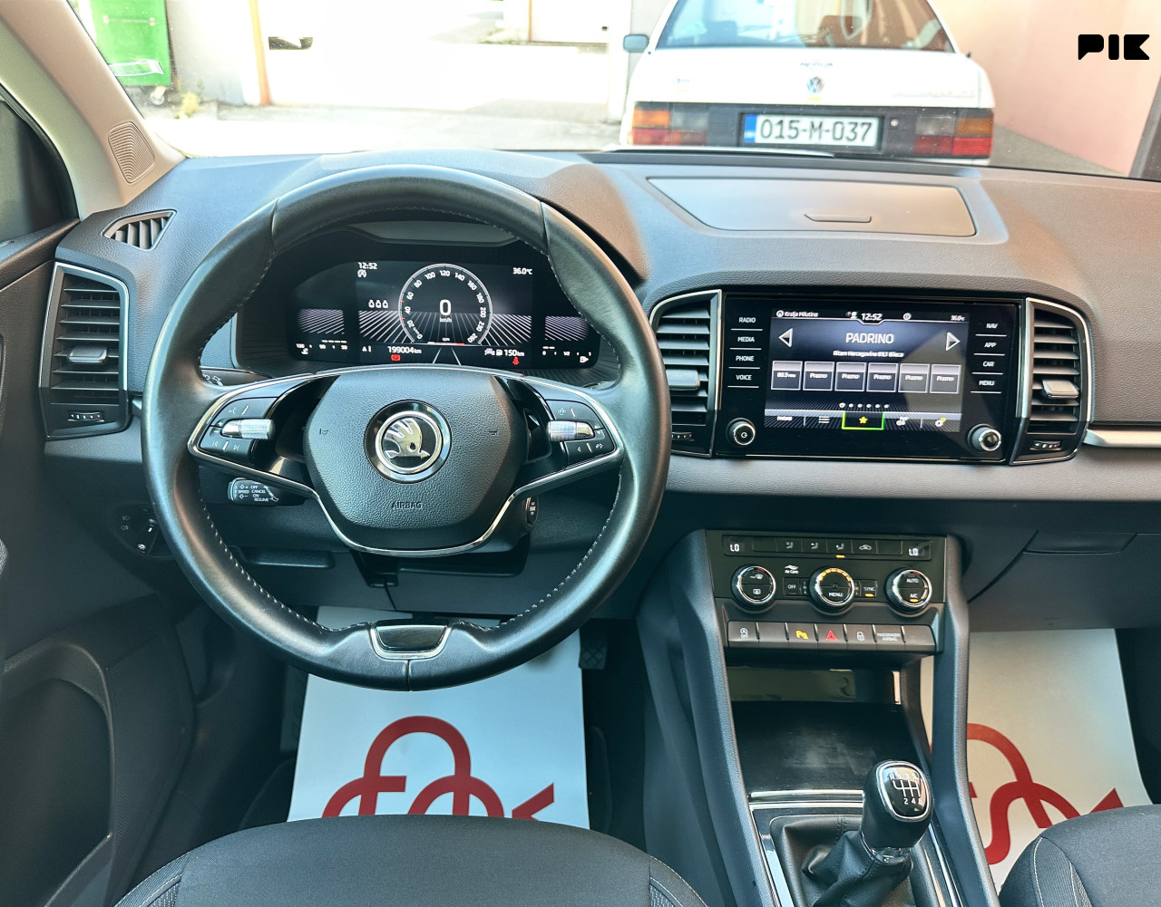 ŠKODA KAROQ 2.0 TDI 2023 VIRTUAL COCKPIT / KAMERA