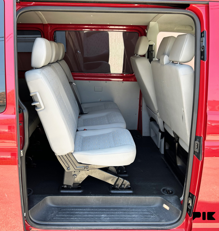 VOLKSWAGEN TRANSPORTER T5 2.0 TDI