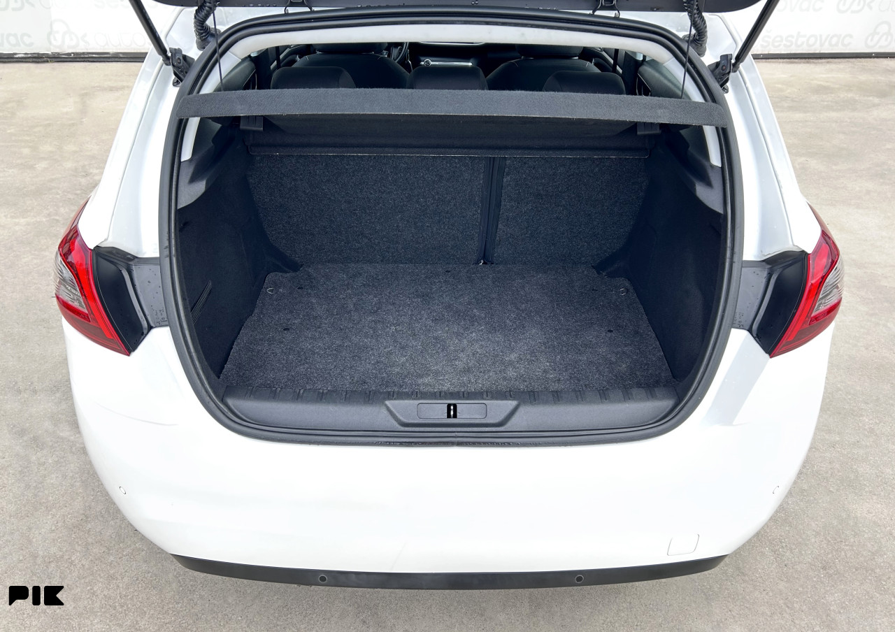 PEUGEOT 308 1.5 HDI 2021