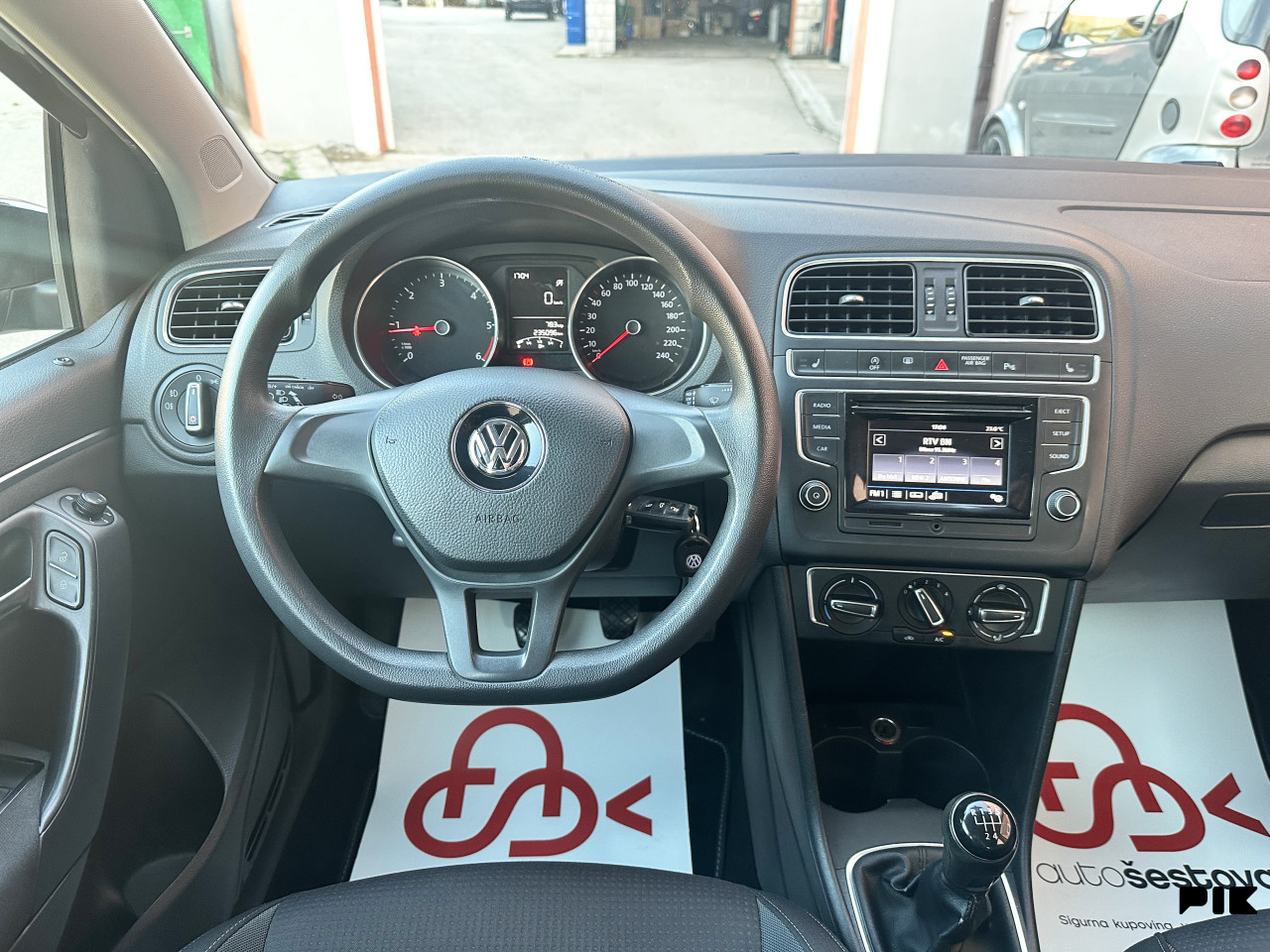 VOLKSWAGEN POLO 1.4 TDI 2017
