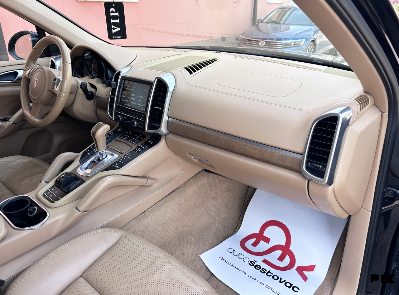 PORSCHE CAYENNE 3.0 TDI V6 REG. DO 07.2027
