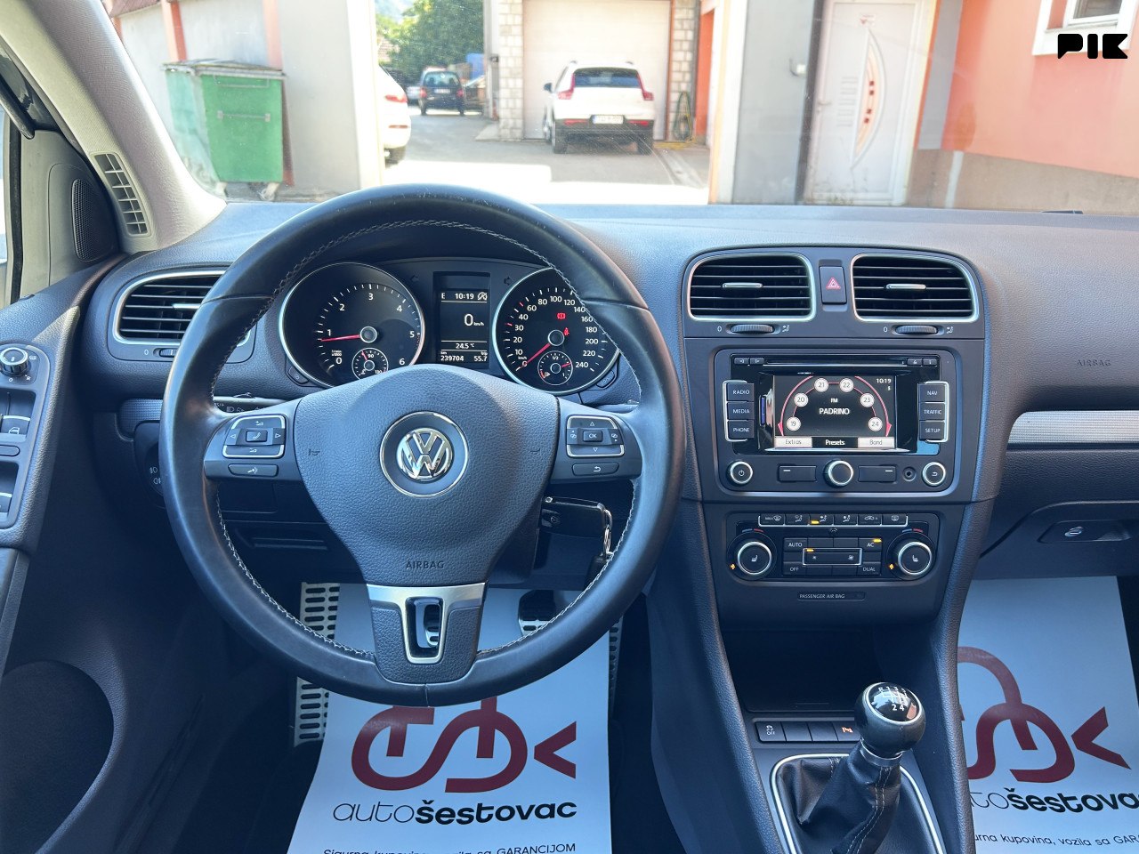 VOLKSWAGEN GOLF 1.6 TDI STYLE