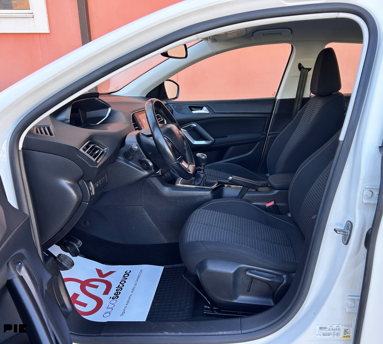 PEUGEOT 308 1.5 HDI VIRTUAL COCPIT FACELIFT 2021