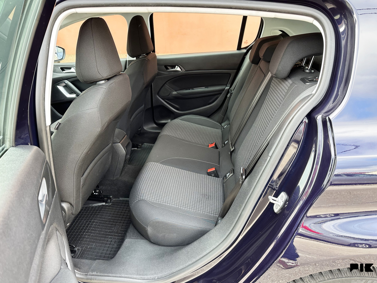 PEUGEOT 308 1.6 HDI