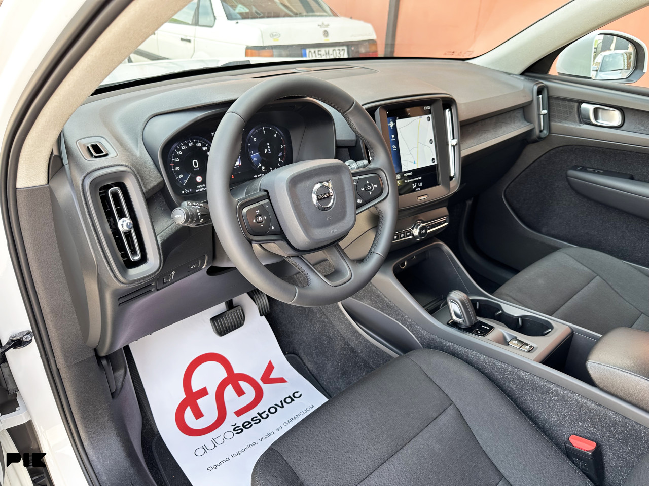 VOLVO XC40 D3 GEARTRONIC AUTOMATIK LED 2020