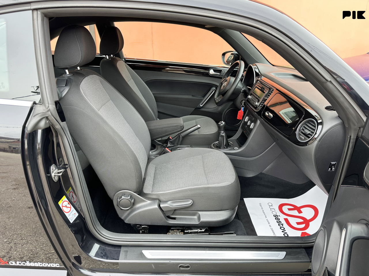 VOLKSWAGEN BEETLE BUBA 1.6 TDI