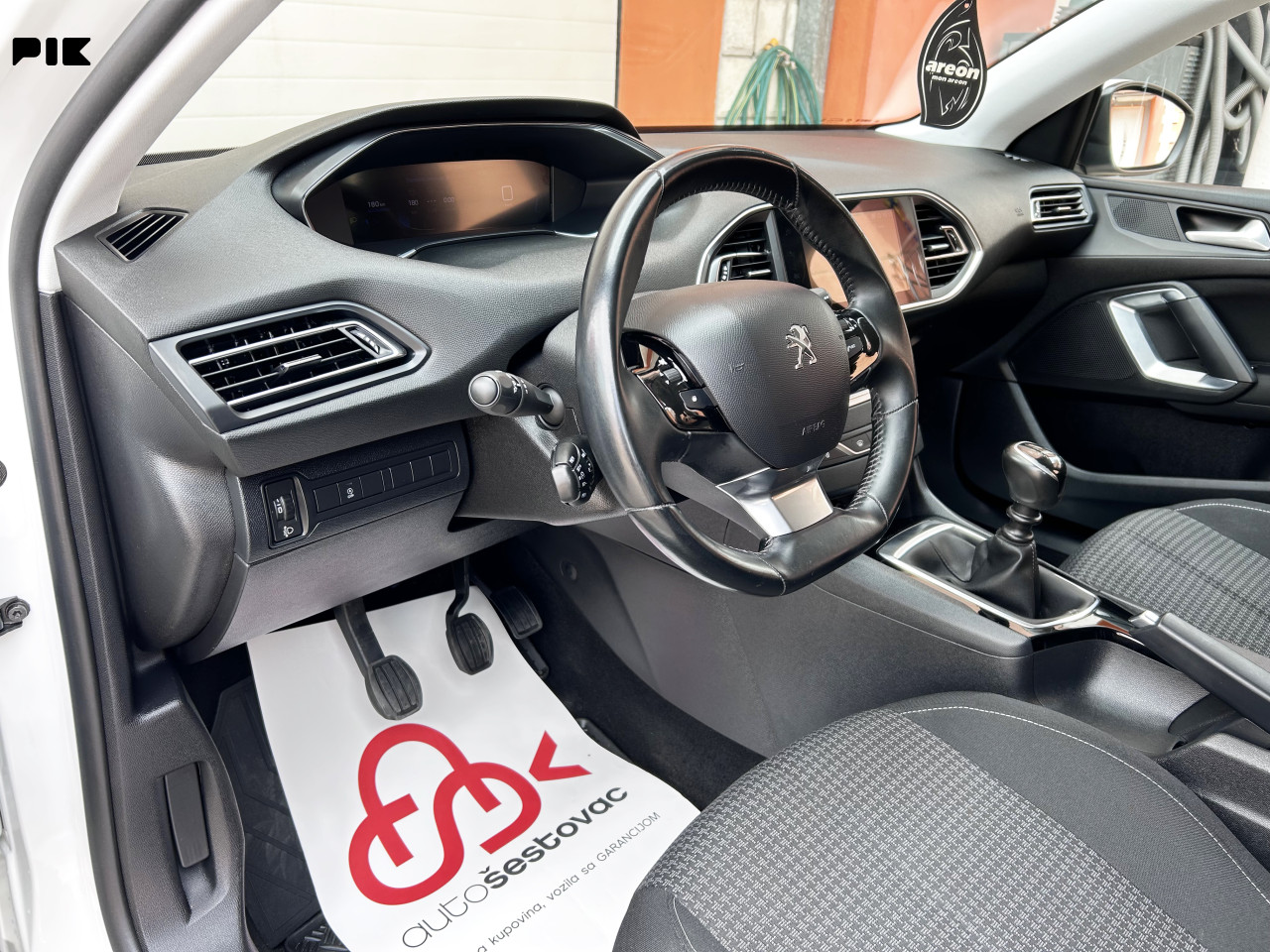 PEUGEOT 308 1.5 HDI 2021