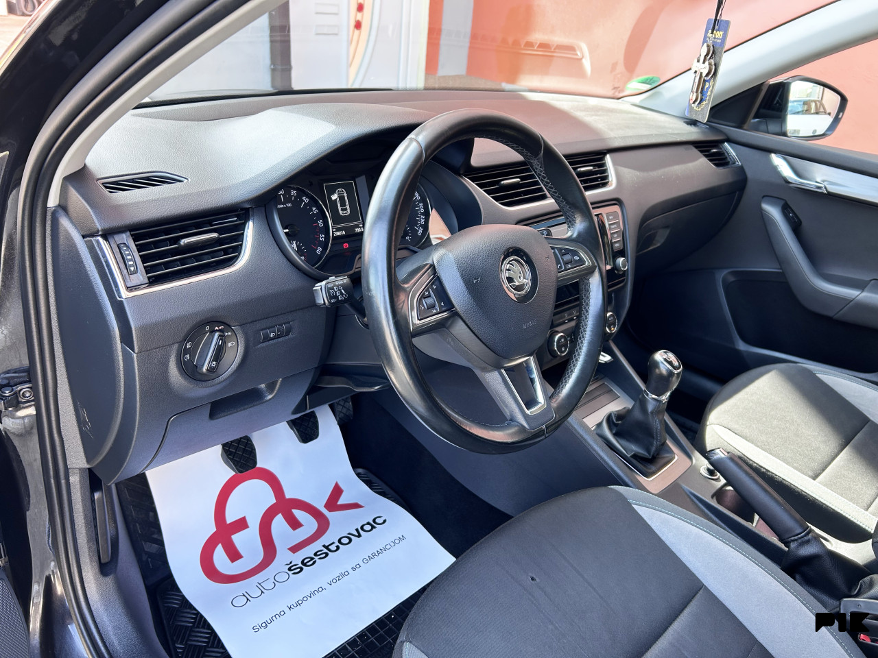 ŠKODA OCTAVIA 1.6 TDI REG. DO 05.2027