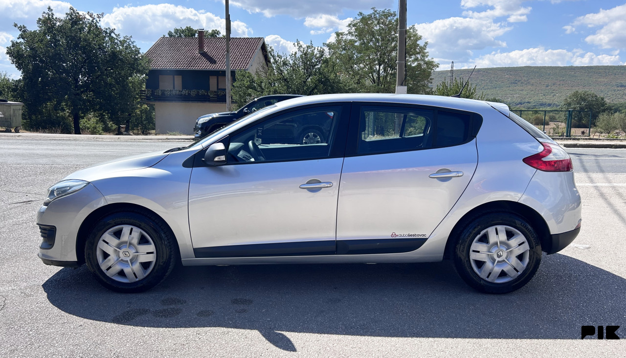 RENAULT MEGANE 1.5 DCI REG. DO 10.2026