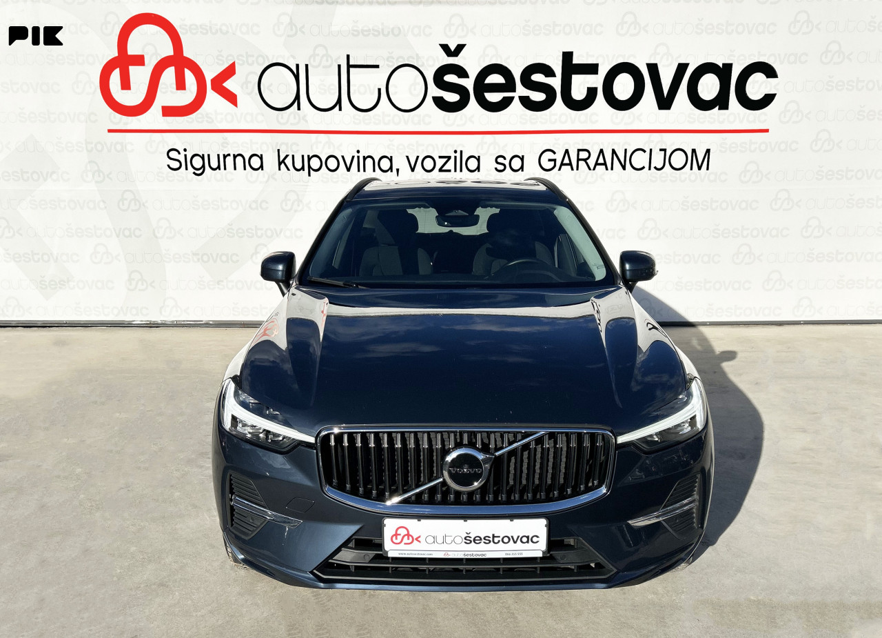 VOLVO XC60 2.0 B4 MOMENTUM PRO AUTOMATIK 2022