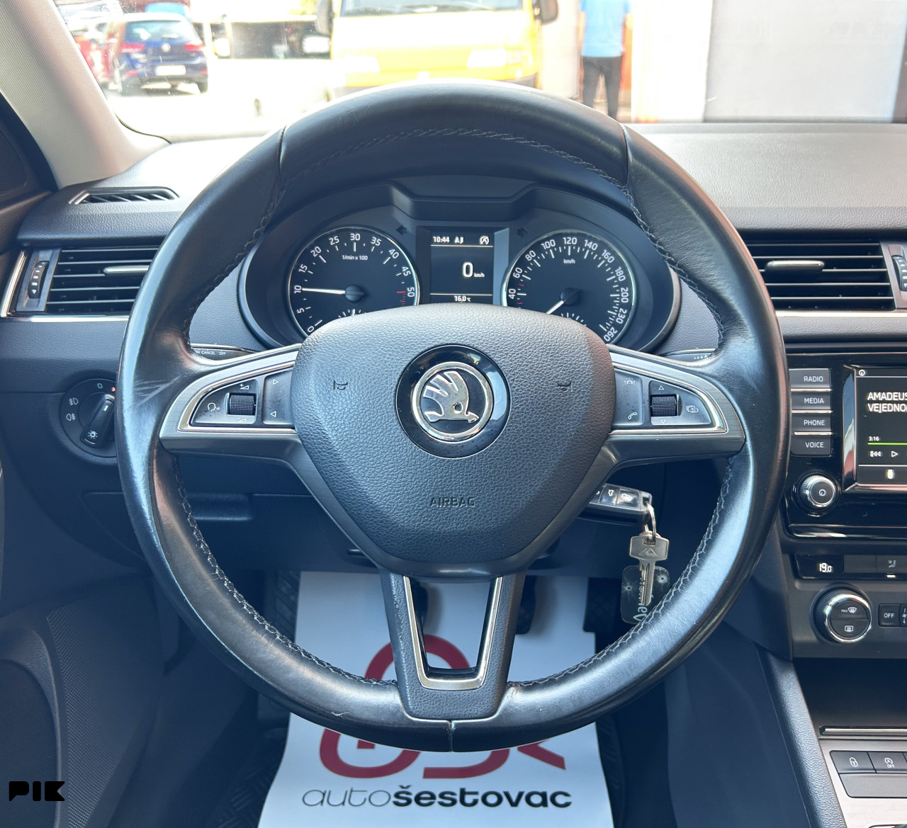 ŠKODA OCTAVIA 1.6 TDI REG. DO 05.2027