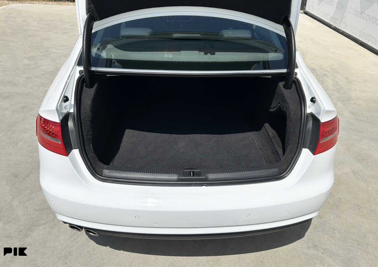 AUDI A4 2.0 TDI FACELIFT 8.5 LED AUTOMATIK