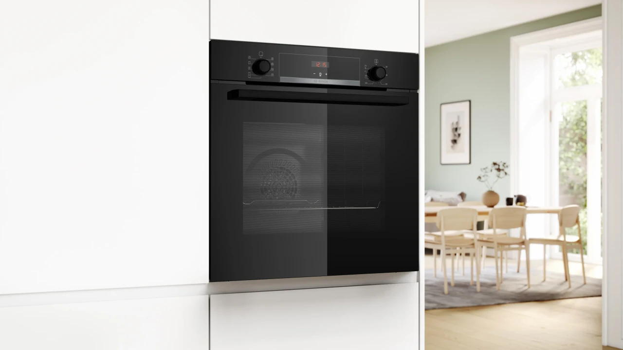 BOSCH pećnica Serie 4 | HBA514BB3