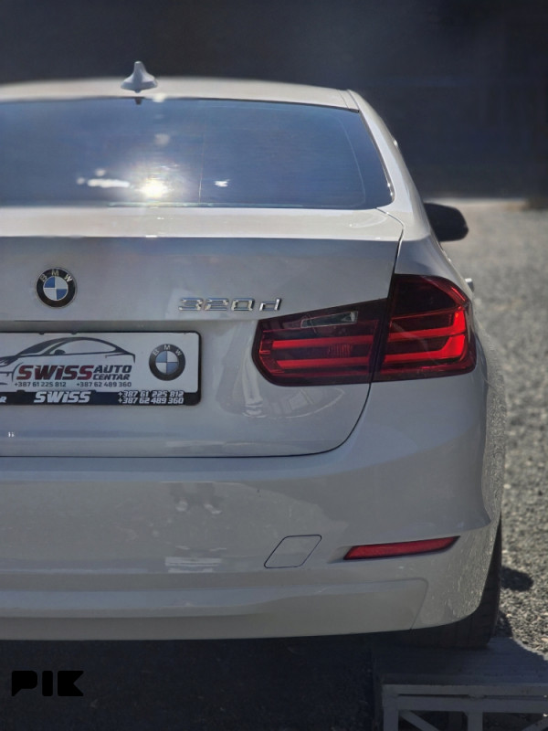 BMW 320