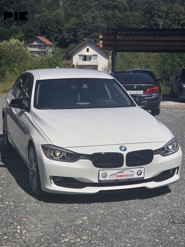 BMW 320