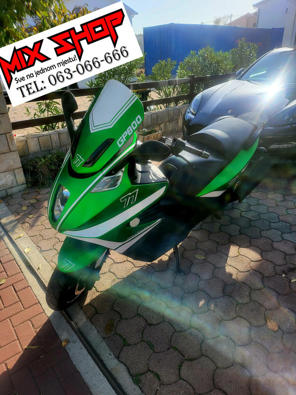 *AKCIJA* GILERA GP 800 Servisiran, Nove gume, SVE TOP GP800 Motor