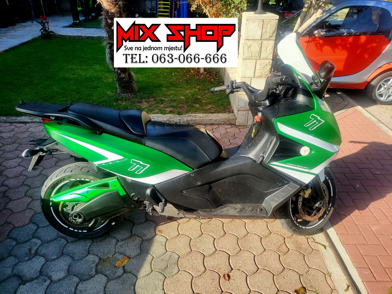 *AKCIJA* GILERA GP 800 Servisiran, Nove gume, SVE TOP GP800 Motor