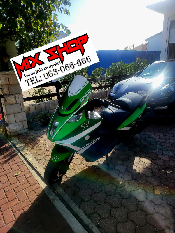 *AKCIJA* GILERA GP 800 Servisiran, Nove gume, SVE TOP GP800 Motor