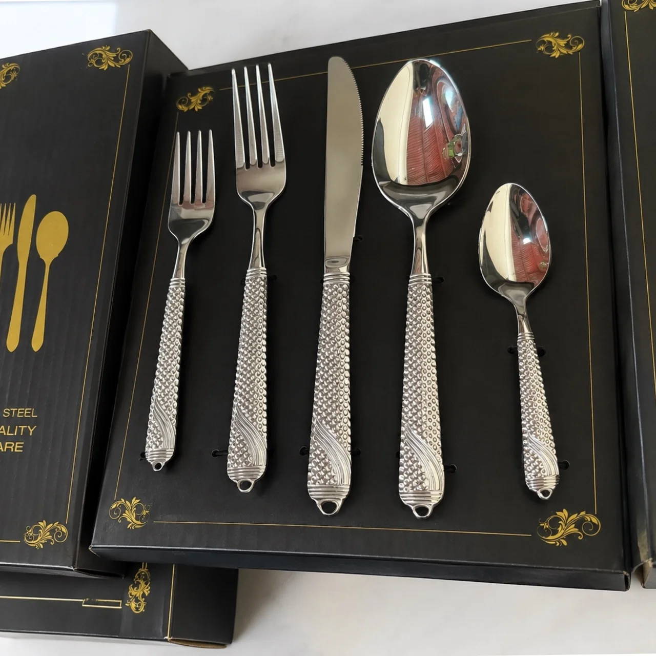 Premium Escaig 30-dijelni set (1+1 GRATIS)