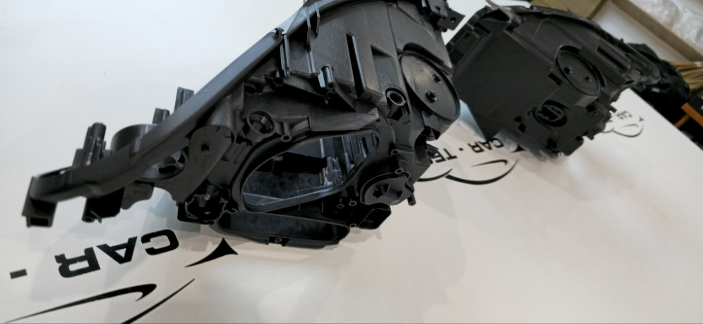 Kuciste fara BMW 5 F10 LED LCI FAR facelift