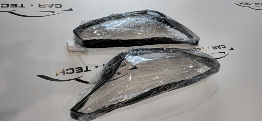 Staklo fara Volvo XC90 2014-2022 STAKLO FAR VOLVO
