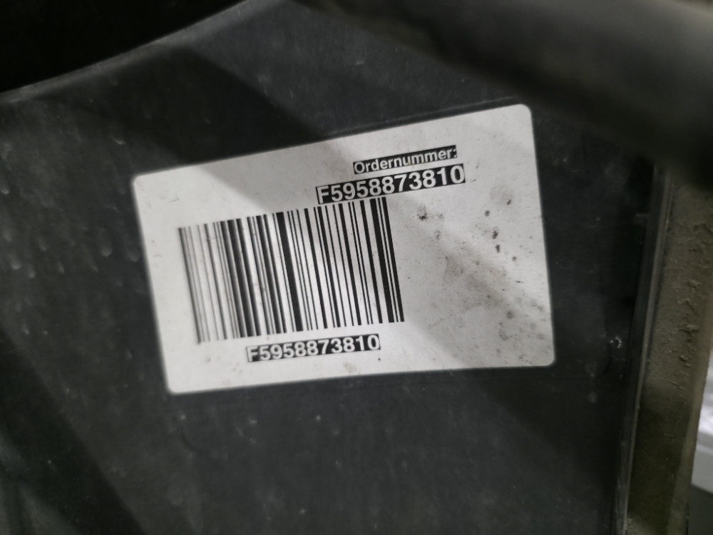 Prednji branik bmw g30 bmw 5 kompletan