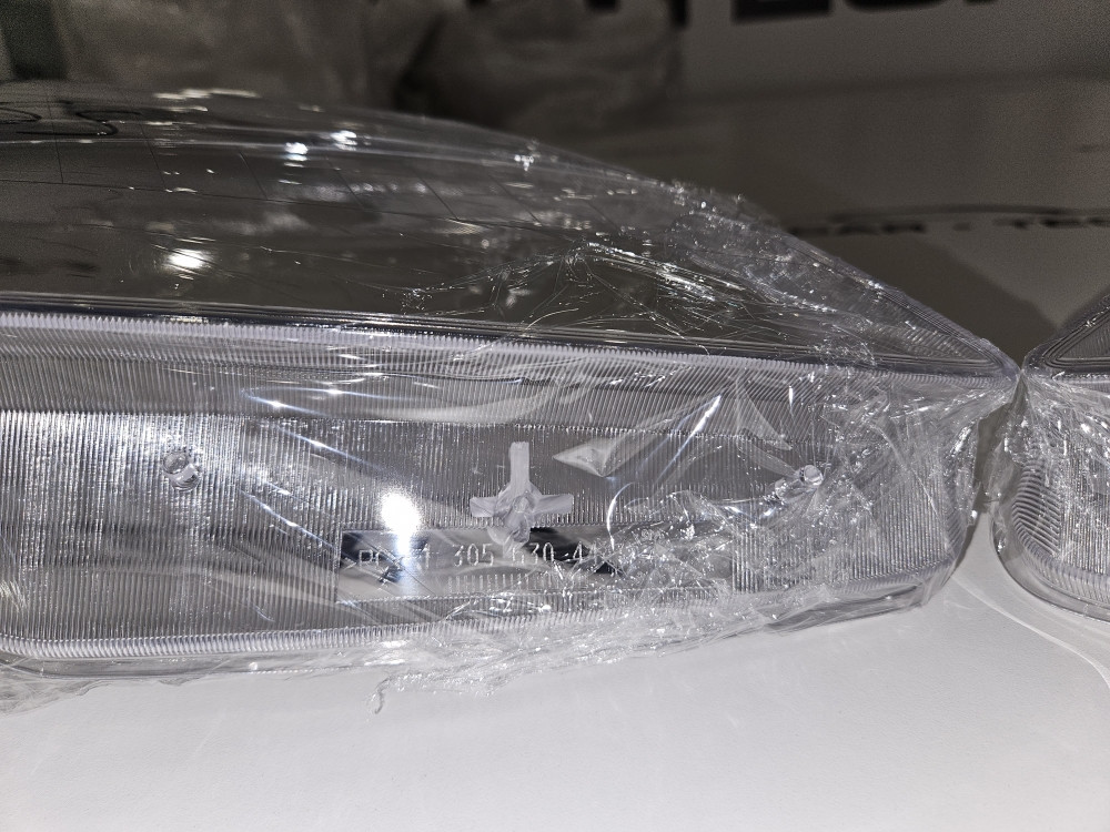 Staklo fara Mercedes S klasa W221 2005-2008 far