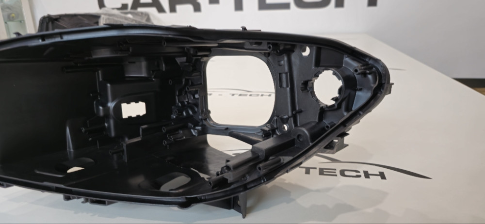 Kuciste fara BMW 5 F10 LED LCI FAR facelift