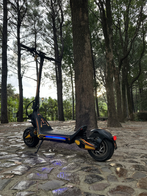 Električni romobil Drive Tron DT06 NOVO 4400W 80 km/h