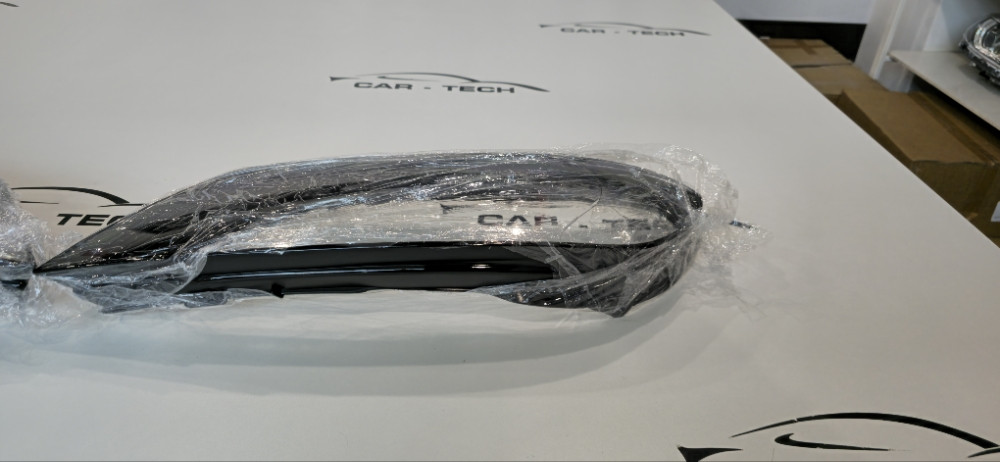 Staklo fara VW Phaeton 2011-2015 STAKLO FAR