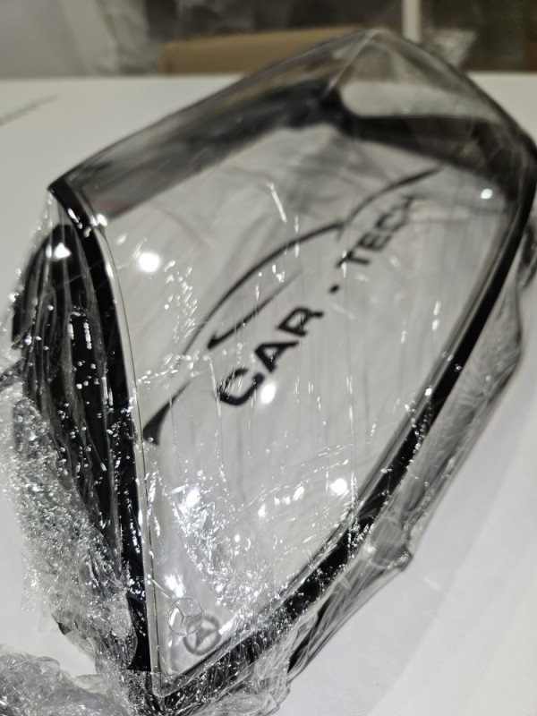 Staklo fara Mercedes C klasa W205 facelift 2018-21 far