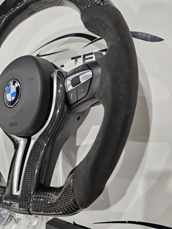 BMW M Volan sa led display F10 F15 F30 CARBON Alcantara