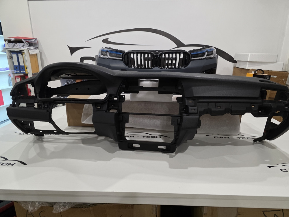 BMW F10 Instrument tabla sa airbagom