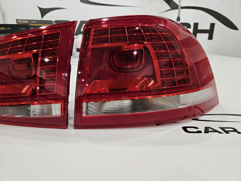 VW TOUAREG Stopka STOP LAMPA LED 044607 Valeo Desna