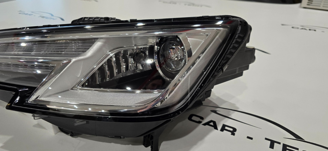 FAR Audi A4 B9 2016-2019 Xenon 8W0 941 005 006